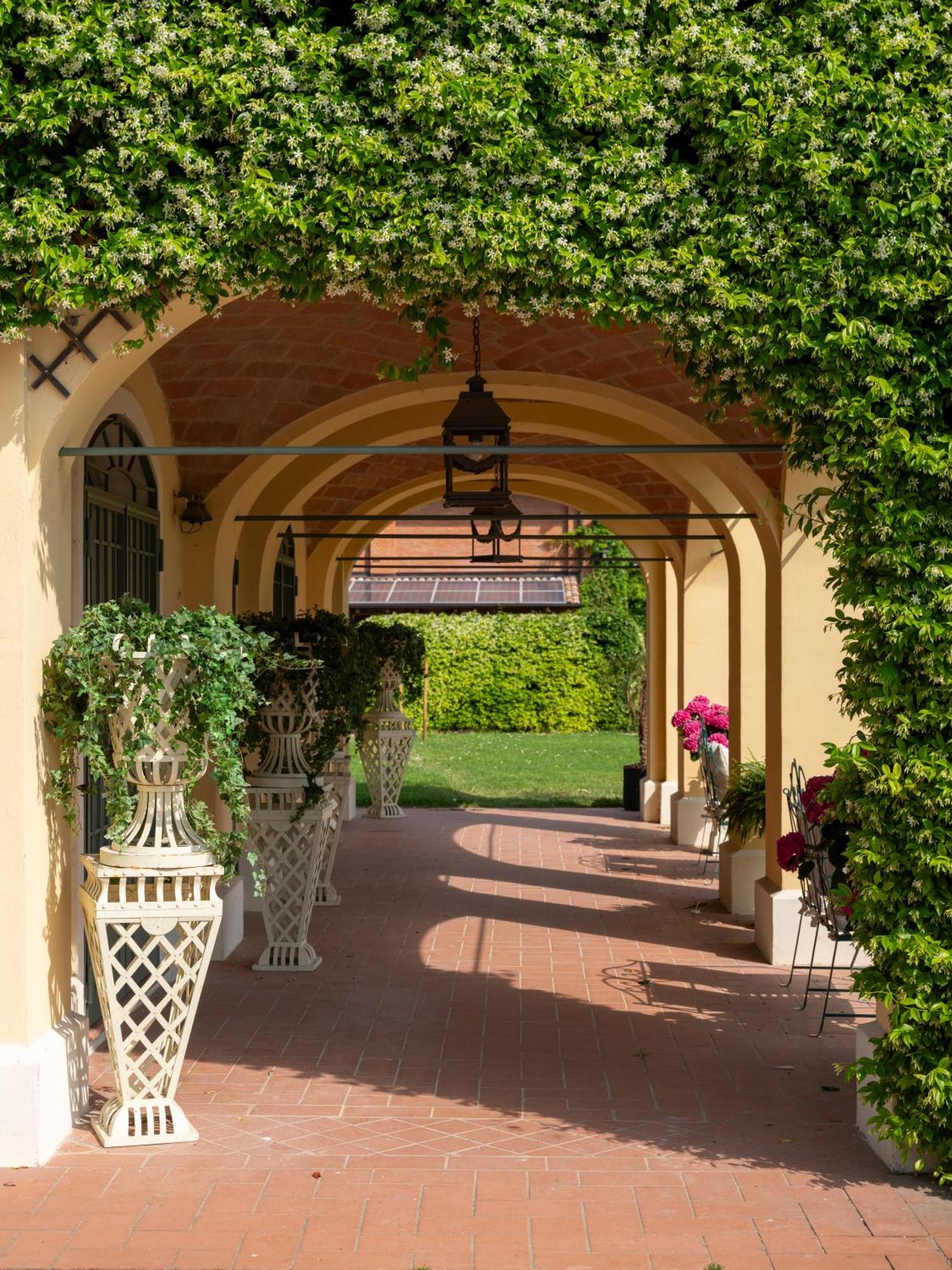 Elizabeth Country House, A Member Of Design Hotels Minerbio Екстер'єр фото