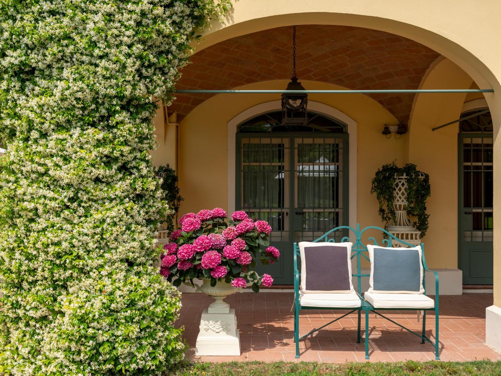 Elizabeth Country House, A Member Of Design Hotels Minerbio Екстер'єр фото